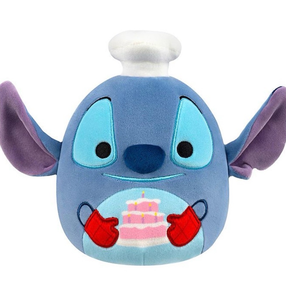 Disney's Lilo & Stitch Chef Stitch Cake 8-in. Squish by Squishmallows EPC